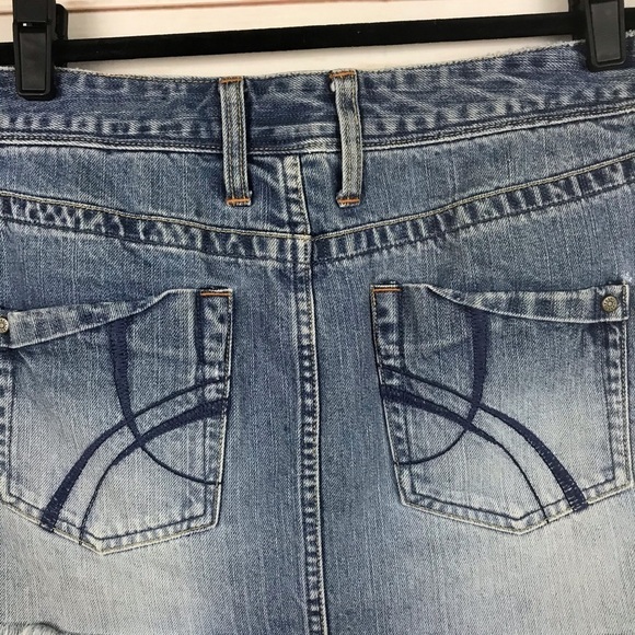 Fossil Bella Distressed Denim Mini Skirt Sz 6 - Picture 8 of 8